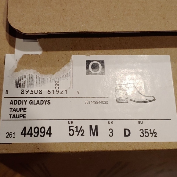 NIB Clark's Addit Glady's Boots - Picture 8 of 9